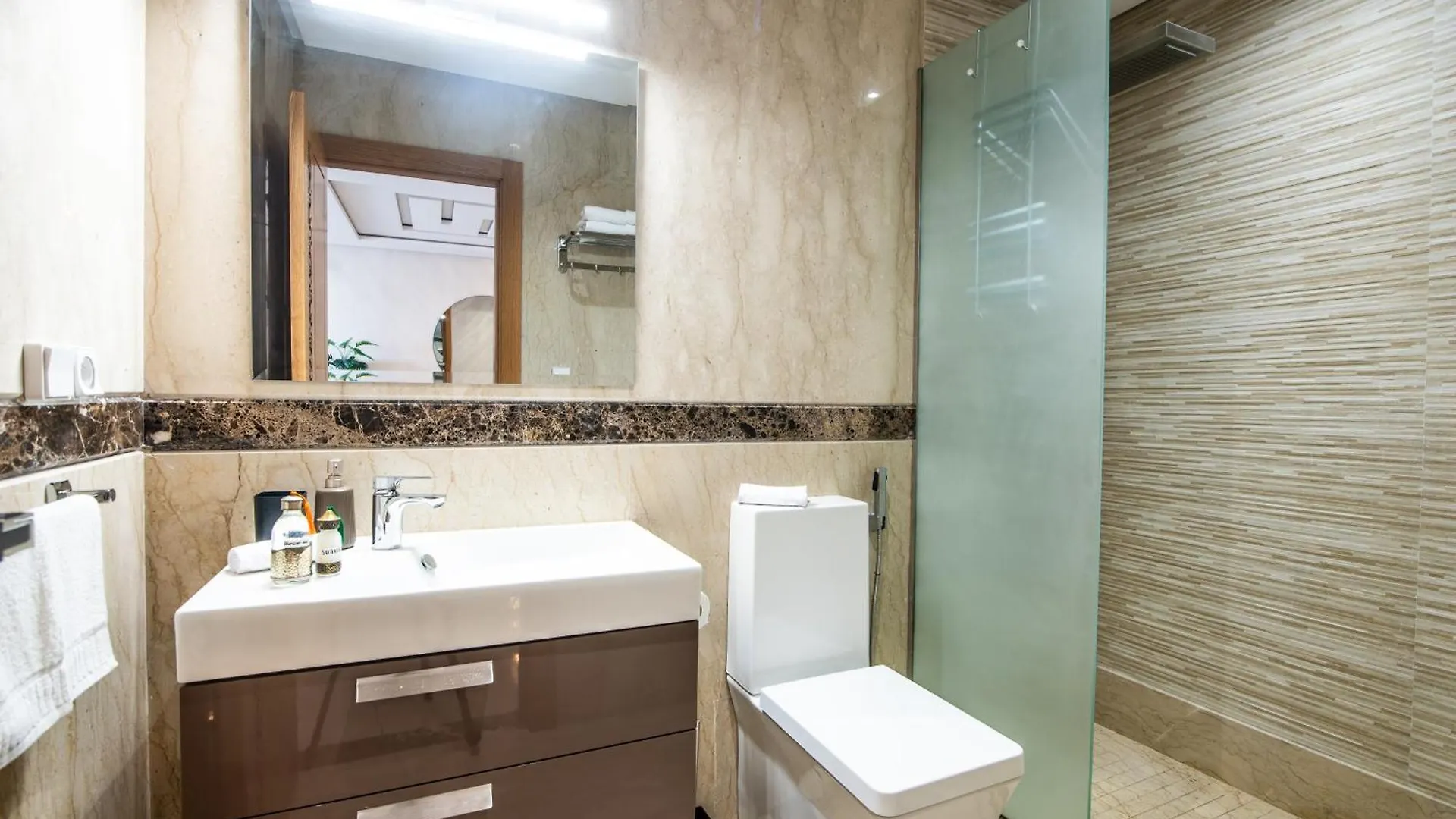 New Luxury Apartment 130Sqm With Seaview Wifi Unlimited With Optical Fiber 阿加迪尔 0*,